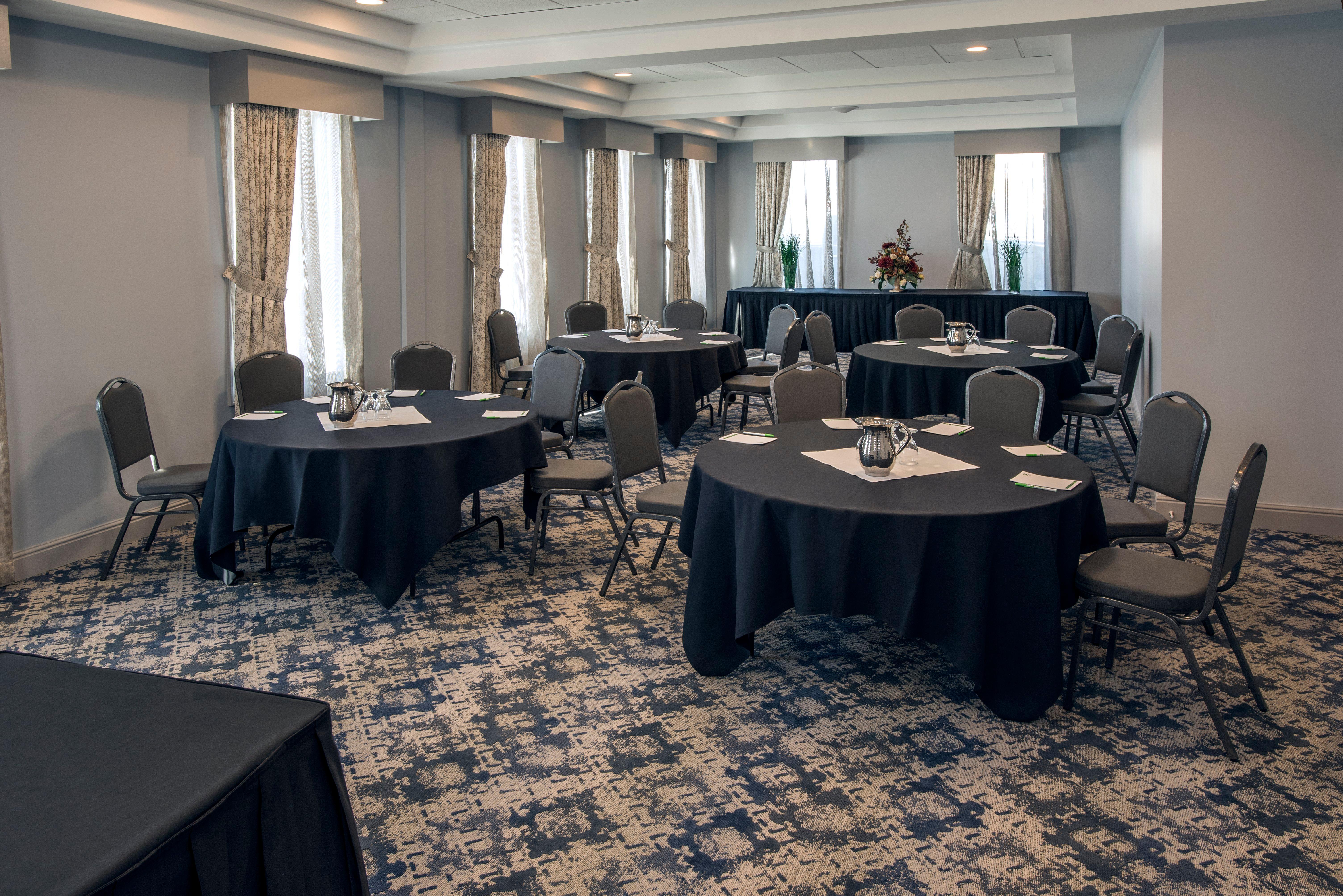 Holiday Inn Conference Centre Edmonton South By Ihg Eksteriør billede